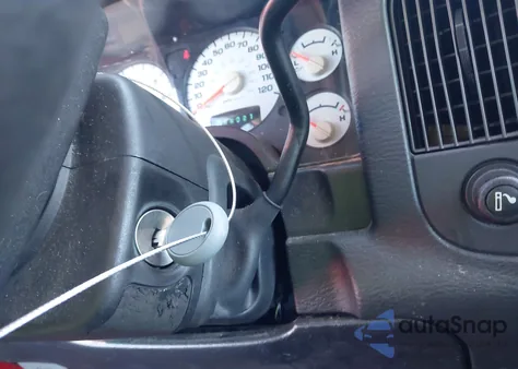 2005 Dodge Ram 1500 Slt/Laramie z USA, uszkodzony, nr VIN 1D7HA18N55J634675